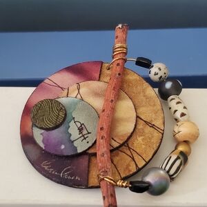 Artistic Pendant with Beaded Bracelet